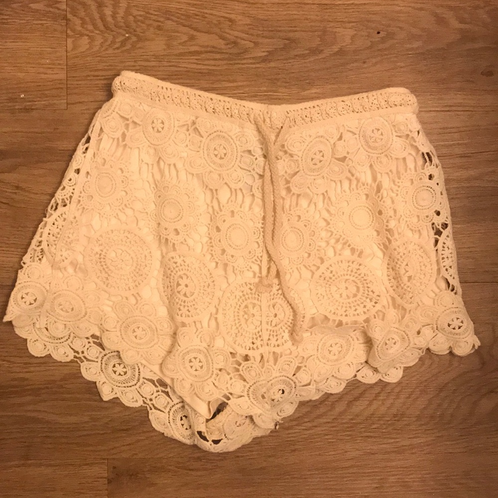 Lined lace shorts